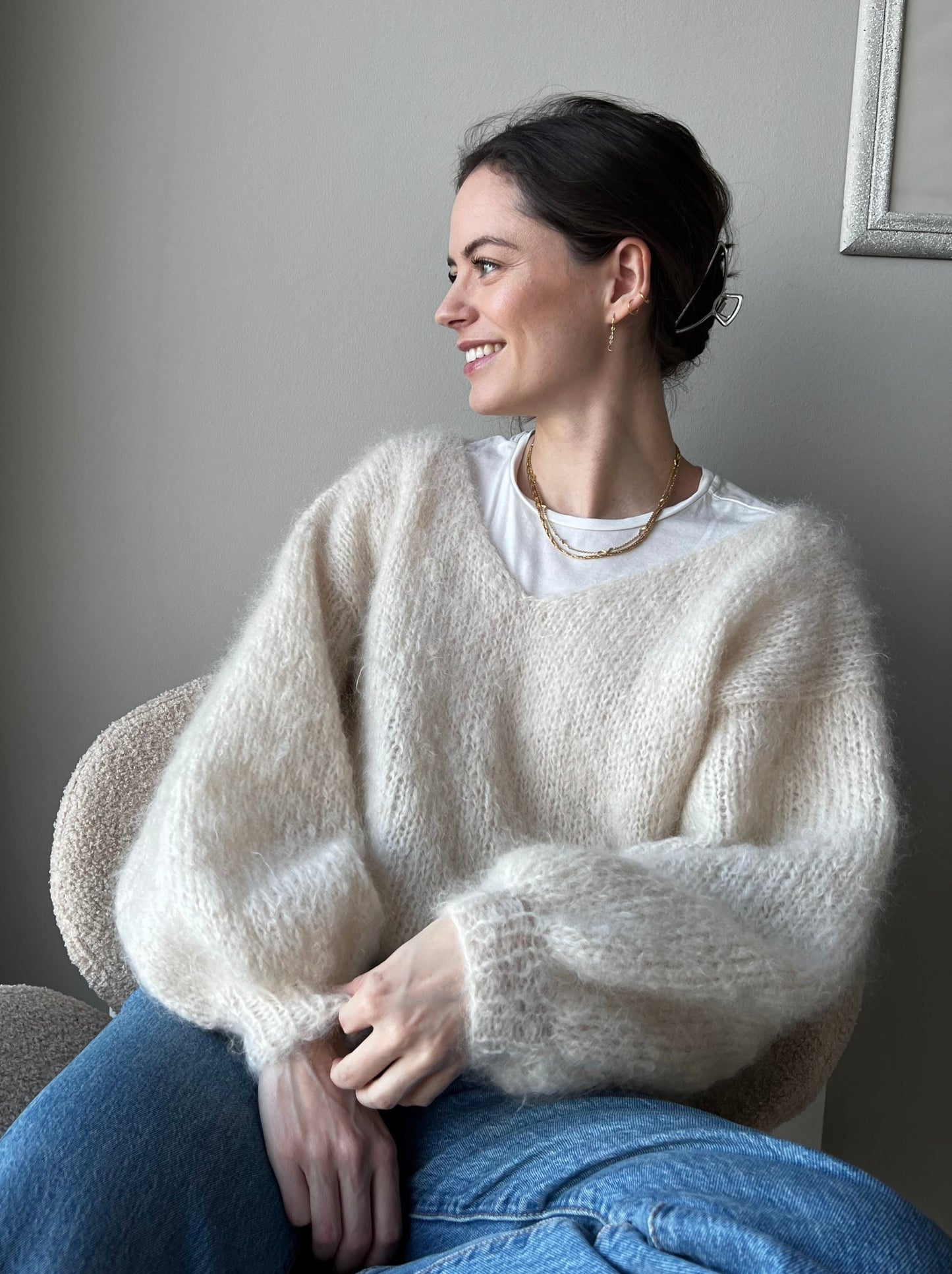 Newbie Sweater V-neck