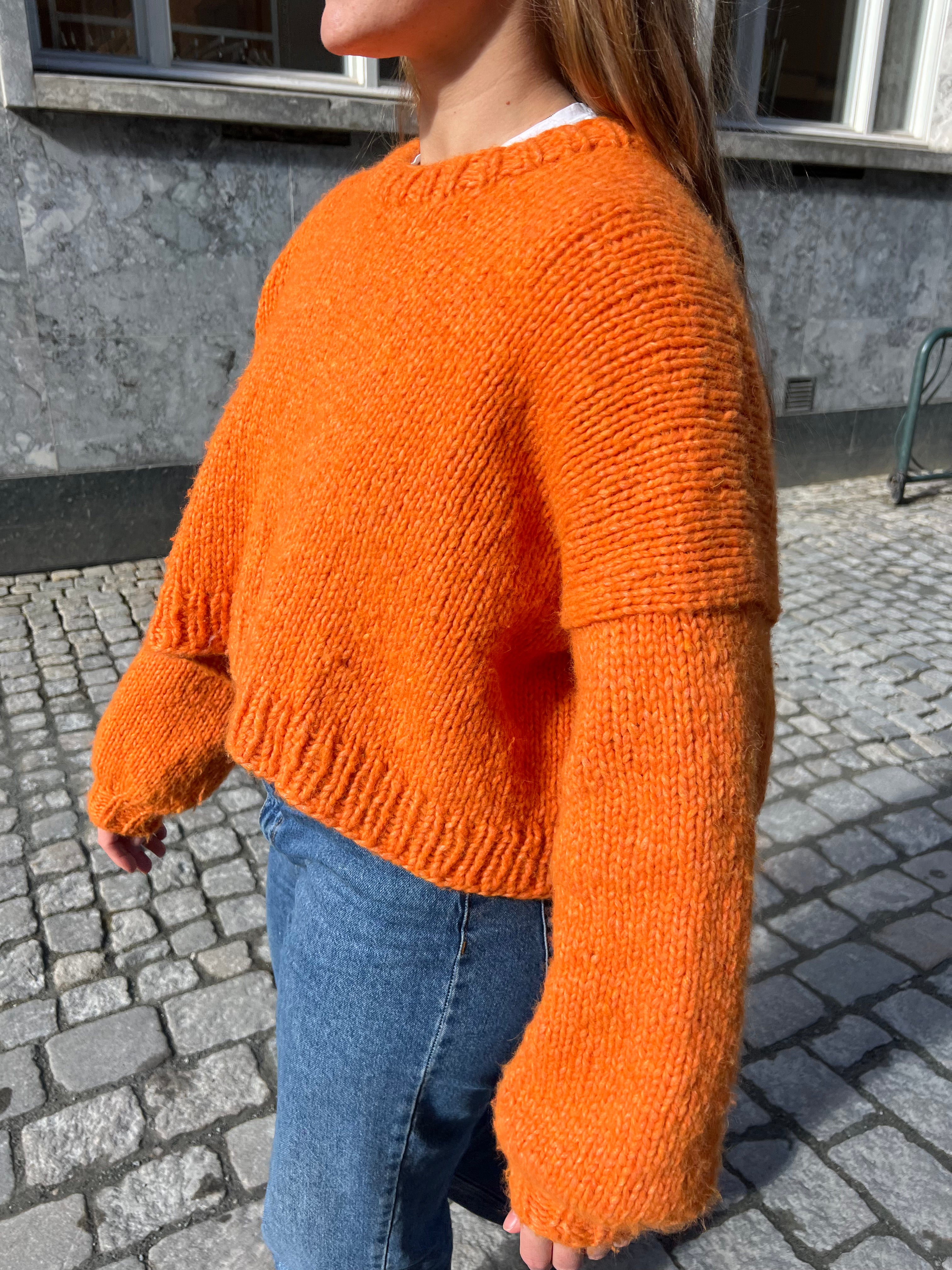 Oversized basic sweater from Dreamknit, beginner friendly